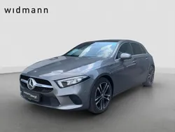 Metalliclack mountaingrau (metallic) Gebraucht 2019 Mercedes A200 Limousine | 23.850 € (Fairer Preis)