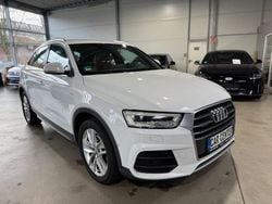 Weiß Gebraucht 2015 Audi Q3 Design SUV | 19.950 € (Fairer Preis)