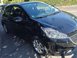 Gebraucht 2014 Peugeot 208 Active Kleinwagen | 3.150 € (Guter Preis)