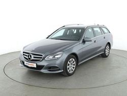 Grau Gebraucht 2016 Mercedes E200 Avantgarde Kombi | 18.600 €
