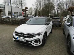 Weiß Gebraucht 2025 VW T-Roc R-line SUV | 40.950 €