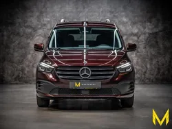 (rubellitrot (grau)) Gebraucht 2022 Mercedes T180 Style Van / Kleinbus | 29.999 € (Etwas zu teuer)