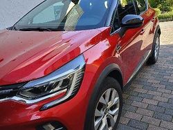 Rot Gebraucht 2020 Renault Captur Intens SUV | 16.900 € (Fairer Preis)