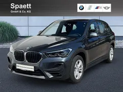 Mineralgrau Gebraucht 2022 BMW X1 Advantage SUV | 26.500 € (Fairer Preis)