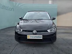 Schwarz Gebraucht 2024 VW Polo Life Limousine | 22.600 € (Fairer Preis)