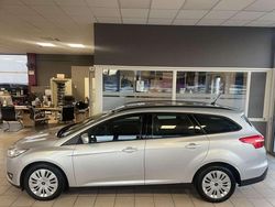 Silber Gebraucht 2017 Ford Focus Limousine | 7.990 € (Guter Preis)
