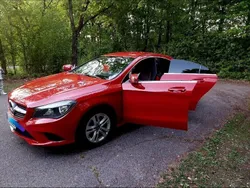 Rot Gebraucht 2013 Mercedes CLA180 Edition 1 Limousine | 12.999 € (Fairer Preis)
