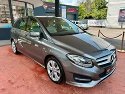 Grau Gebraucht 2015 Mercedes B180 Urban Van / Kleinbus | 15.990 € (Fairer Preis)