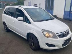 Gebraucht 2013 Opel Zafira Kombi | 1.400 €