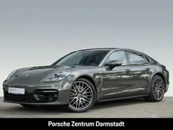 Gruen Gebraucht 2024 Porsche Panamera 4 Platinum Edition Limousine | 107.400 €