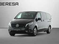 Graphitgrau Gebraucht 2024 Mercedes Vito Van / Kleinbus | 46.980 €