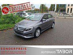 Mountaingrau Gebraucht 2016 Mercedes B180 Style Van / Kleinbus | 11.685 € (Superpreis)