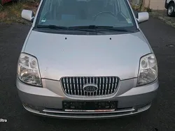 Silber Gebraucht 2005 Kia Picanto Kleinwagen | 1.150 € (Guter Preis)