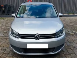 Silber Gebraucht 2011 VW Touran Van / Kleinbus | 5.999 € (Guter Preis)