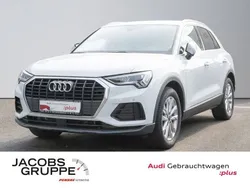 Gletscherweiß metallic Gebraucht 2022 Audi Q3 Ambiente SUV | 32.430 € (Guter Preis)