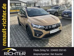 Andere farbe Gebraucht 2022 Dacia Sandero Extreme Kleinwagen | 20.475 € (Teuer)