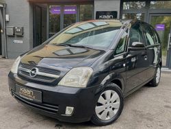 Schwarz Gebraucht 2004 Opel Meriva Essentia Van / Kleinbus | 2.999 € (Etwas zu teuer)