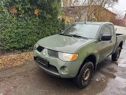 Grün Gebraucht 2006 Mitsubishi L200 Abholung | 3.300 € (Superpreis)