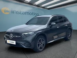 Grau Gebraucht 2024 Mercedes GLC200 SUV | 61.449 €