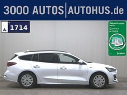 Weiss Gebraucht 2022 Ford Focus ST-Line Kombi | 14.980 € (Superpreis)