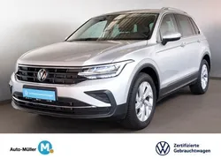 Reflexsilber metallic (metallic) Gebraucht 2024 VW Tiguan Move SUV | 36.480 € (Fairer Preis)