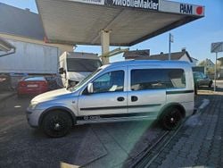 Silbermatallic Gebraucht 2008 Opel Combo Van / Kleinbus | 3.795 € (Etwas zu teuer)