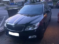 Schwarz Gebraucht 2012 Skoda Octavia Ambition Limousine | 5.500 € (Guter Preis)