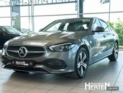 Selenitgrau Gebraucht 2024 Mercedes C300 Avantgarde Limousine | 45.800 € (Guter Preis)