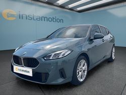 Grün Neu 2025 BMW 118 Kleinwagen | 36.149 € (Fairer Preis)