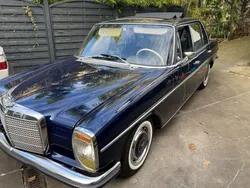 Blau Gebraucht 1972 Mercedes 200/8 Limousine | 24.000 €