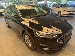 Schwarz Gebraucht 2024 Ford Focus Titanium X Limousine | 23.500 € (Superpreis)