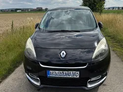 Schwarz Gebraucht 2012 Renault Scénic III Bose Edition Van / Kleinbus | 3.800 € (Superpreis)