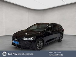 Schwarz Gebraucht 2024 Ford Focus ST-Line X Kombi | 24.800 € (Fairer Preis)