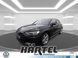 Mythosschwarz (black), metallic Gebraucht 2024 Audi A3 Sportback S-Line Limousine | 37.800 € (Guter Preis)