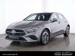 Mountain grey metallic Gebraucht 2024 Mercedes A180 Progressive Limousine | 27.880 € (Guter Preis)