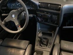 Schwarz Gebraucht 1988 BMW 320 Cabriolet Cabrio | 14.000 €