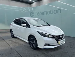 Weiß Gebraucht 2021 Nissan Leaf N-Connecta Kleinwagen | 22.490 € (Etwas zu teuer)