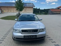 Silber Gebraucht 2000 Audi A4 Limousine | 6.000 €