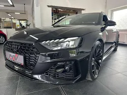 Mythosschwarz metallic Gebraucht 2021 Audi RS4 Sport Kombi | 63.900 € (Etwas zu teuer)
