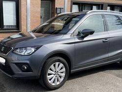 Grau Gebraucht 2018 Seat Arona Style SUV | 13.900 € (Fairer Preis)