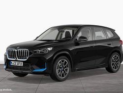 Schwarz Gebraucht 2022 BMW iX1 Performance SUV | 38.980 € (Etwas zu teuer)