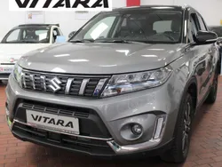 Galactic gray/cosmic black Gebraucht 2022 Suzuki Vitara Comfort+ SUV | 22.850 € (Etwas zu teuer)