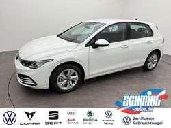 Weiß Gebraucht 2025 VW Golf VIII Life Limousine | 26.700 € (Guter Preis)