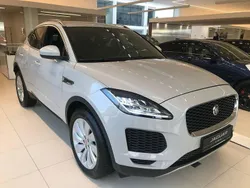 Grau Gebraucht 2018 Jaguar E-Pace SE SUV | 25.500 € (Etwas zu teuer)