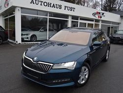 Blau Gebraucht 2020 Skoda Superb Kombi | 19.990 € (Teuer)