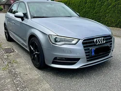 Silber Gebraucht 2015 Audi A3 Sportback Limousine | 12.399 € (Fairer Preis)