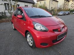 Rot Gebraucht 2010 Toyota Aygo Kleinwagen | 1.590 € (Guter Preis)