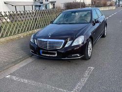 Gebraucht 2010 Mercedes E350 Elegance Limousine | 12.900 € (Etwas zu teuer)