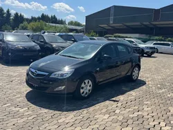 Schwarz Gebraucht 2011 Opel Astra Selection Limousine | 3.950 € (Guter Preis)