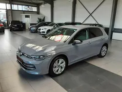 Mondsteingrau Gebraucht 2024 VW Golf VIII Goal Limousine | 25.990 € (Superpreis)